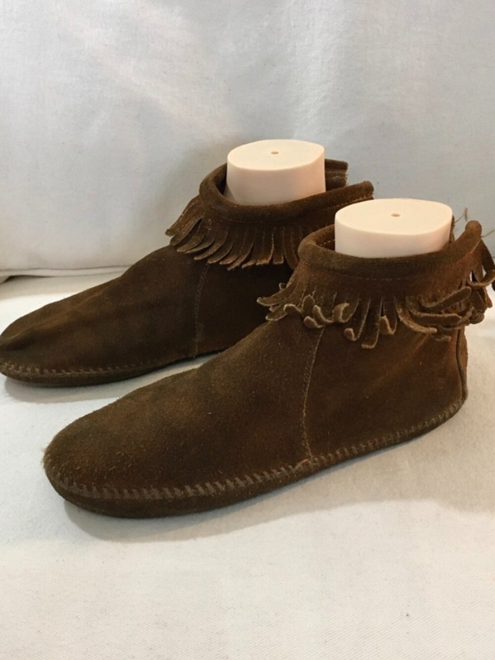 Minnetonka Back Zipper Soft Sole Women's Fringed Moccasin